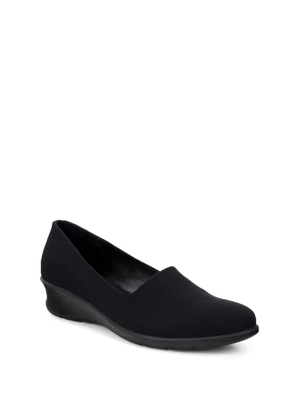 Felicia Loafer In Black/black