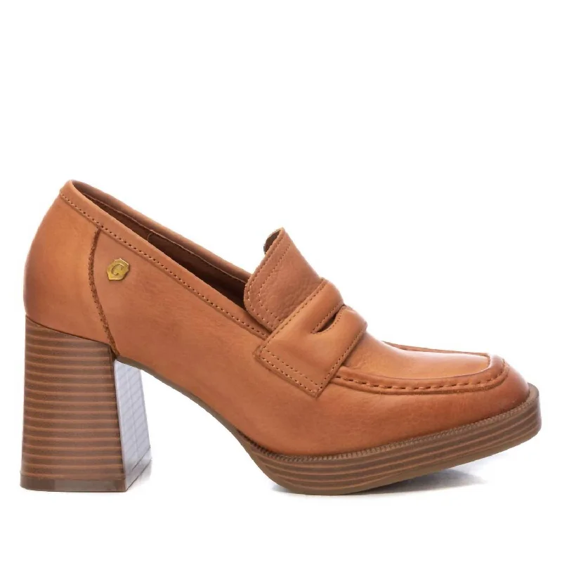 Women's Leather Heeled Loafers In Camel