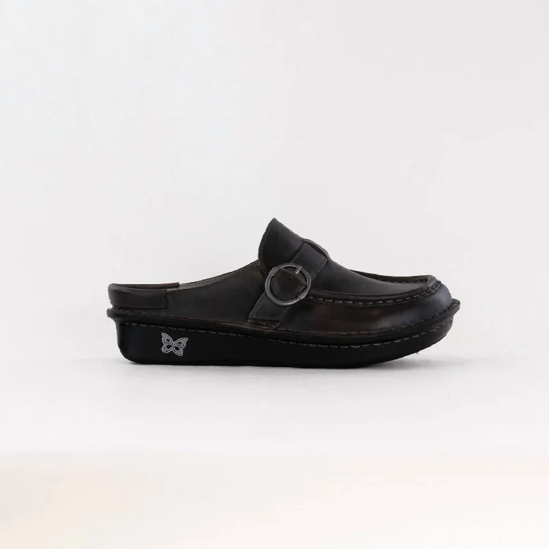 Women's Slip Ons In Oiled Ash