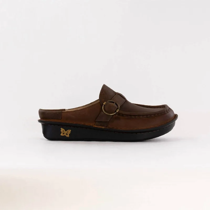 Women's Slip Ons In Oiled Brown