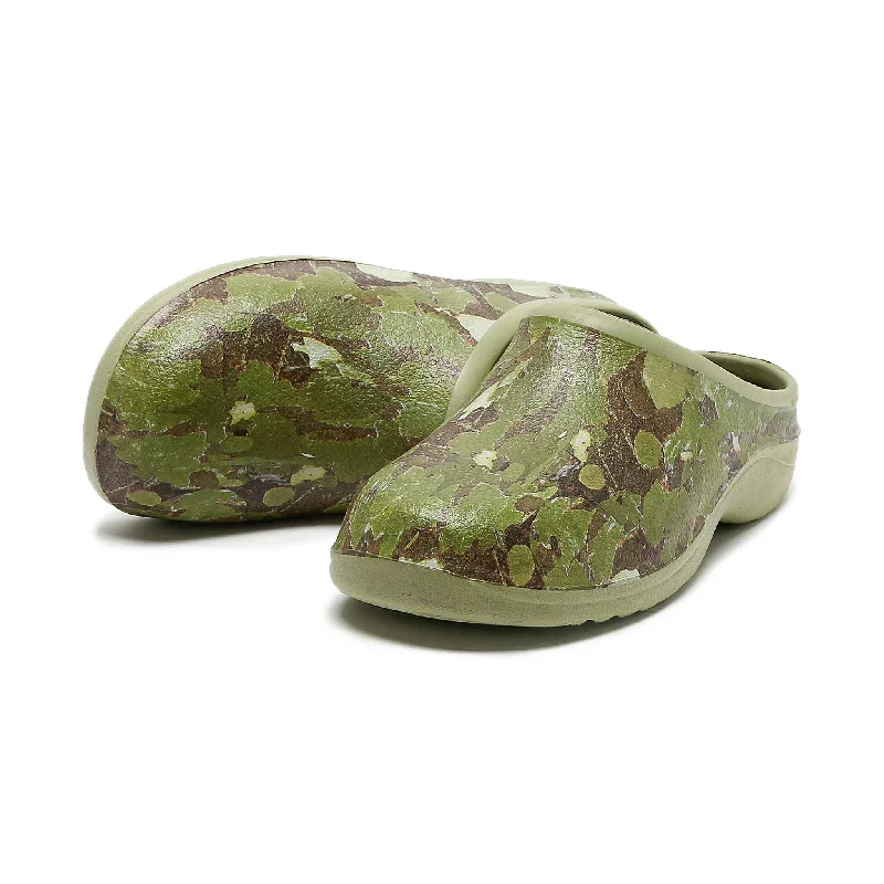 Green Camo Classic Women's Clogs