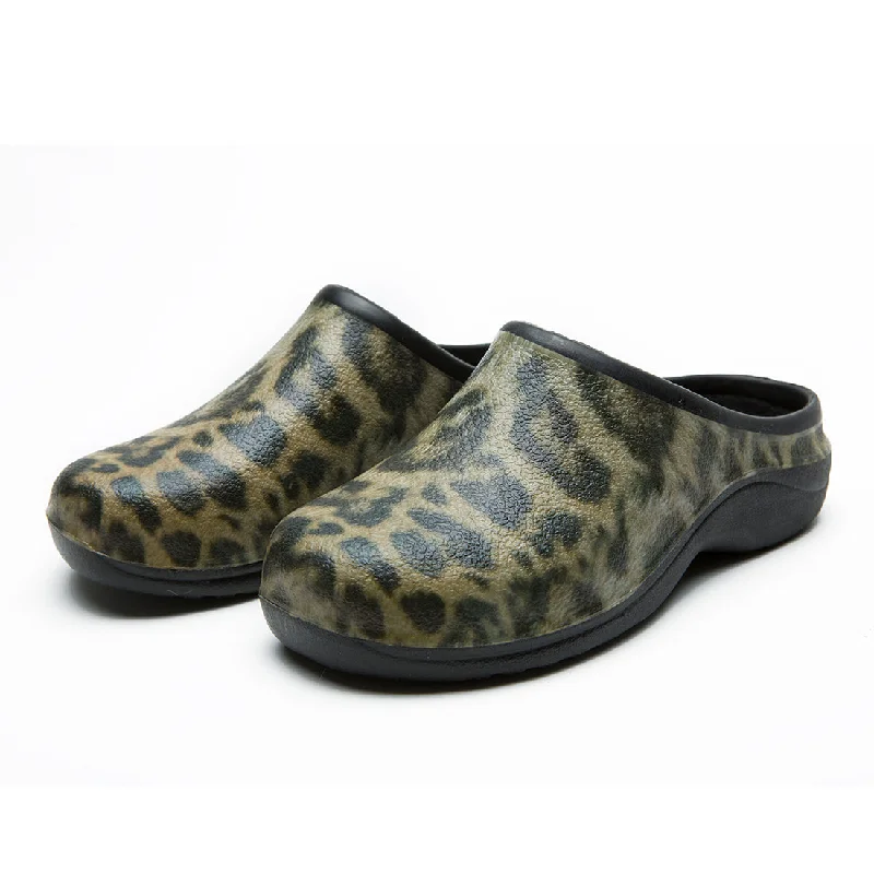 Leopard Classic Women's Clogs